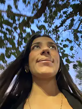 Carolina_1111 — A man touches my tits