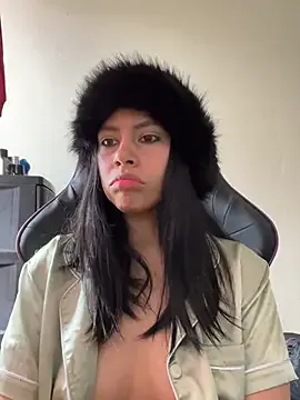 CarolinaRaven — Squirt