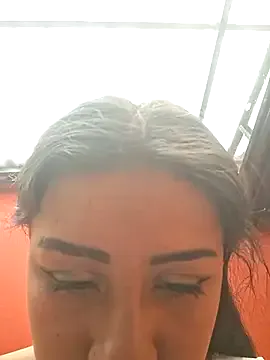 CAROLINE__07 on StripChat