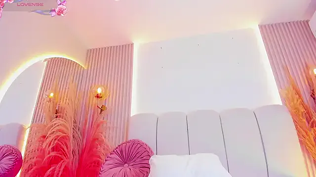 carolriveraa_ on StripChat