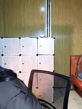 Cat-meow on StripChat