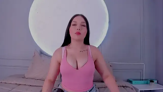 CatalinaLopez_ — oil all over my body+dance sexy