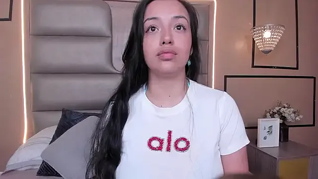 CAYLINCOLLINS — Let me see you naked