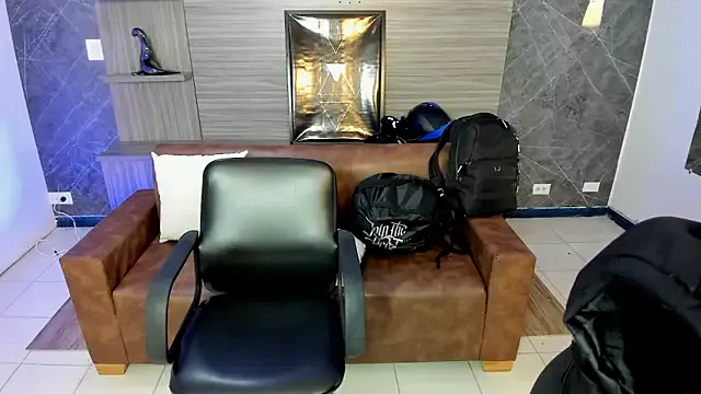 charlottewhitte on StripChat