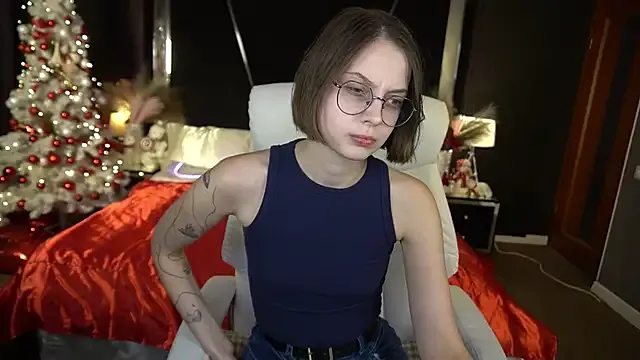 CharlyWines on StripChat