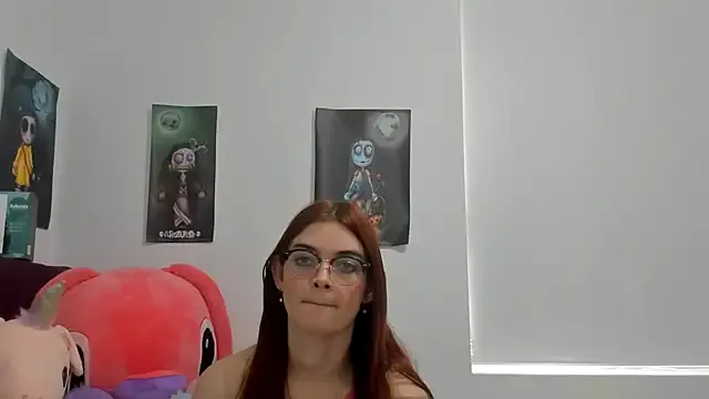 cherry_weet_29 on StripChat