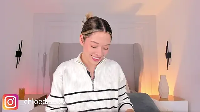 chloe_d on StripChat