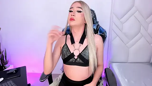 Chris_boy_ on StripChat