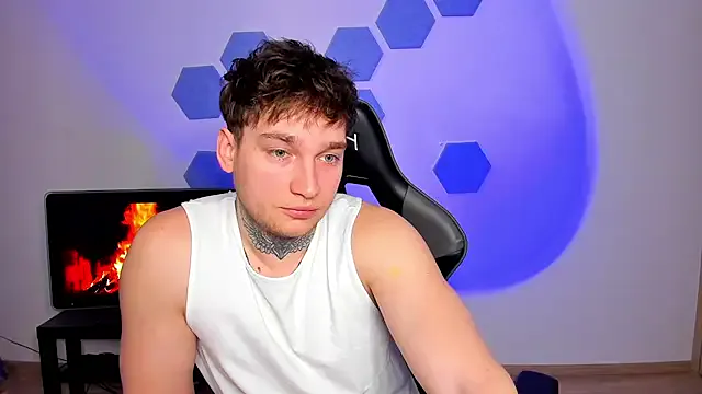 Chris_Tyson on StripChat