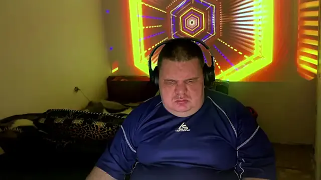 chubby_daddy — Cumshow