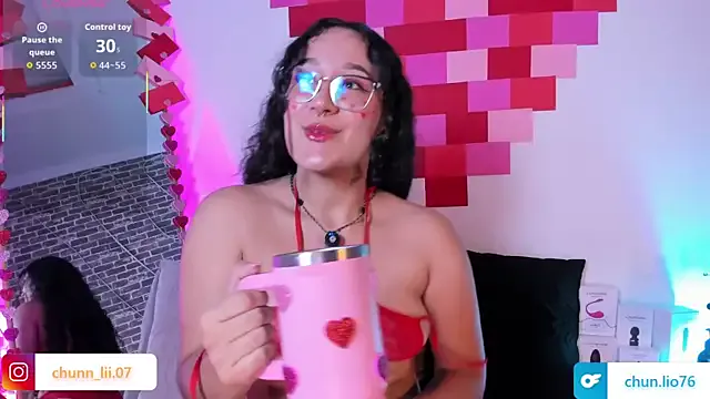 chunn_liioo — show ass