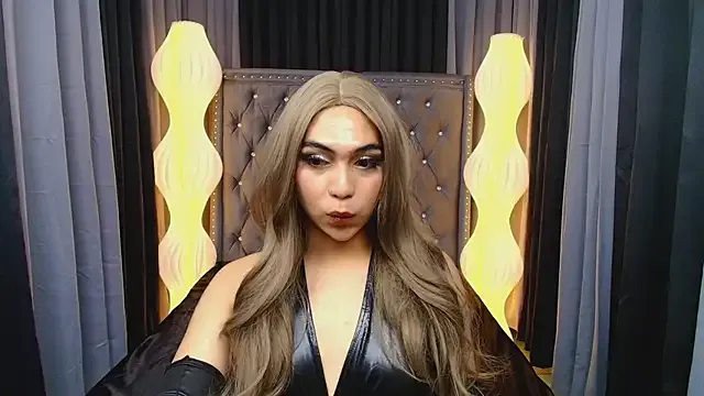 Clea_Moore on StripChat