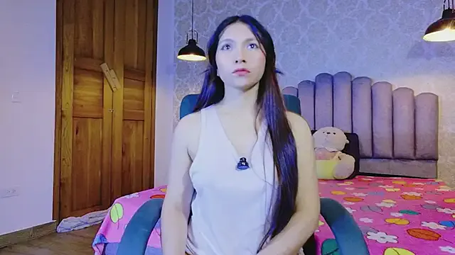 Cloe16_ on StripChat