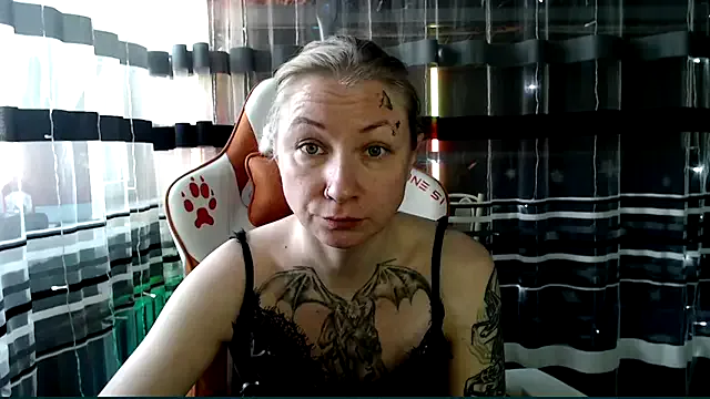 cold_lollipop on StripChat