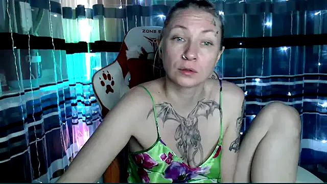 cold_lollipop on StripChat