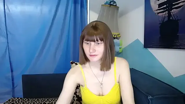 cornflower_mm on StripChat