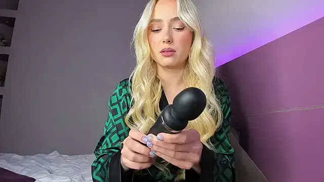 CrazyWomen — Happy Valentine's Day 2026!