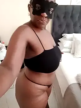 Creamy_Chocolatex — Spoil me daddy