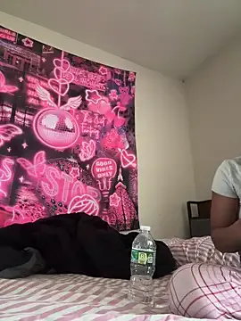 CreamySavageDoll — SLIM SEXY BADDIE FUCKS JUICY BBC