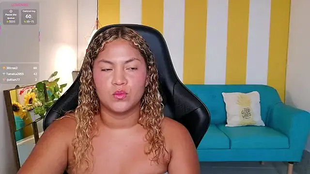 Cristal_War — Twerking + oils 