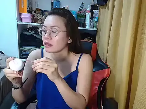 crizzybel on StripChat