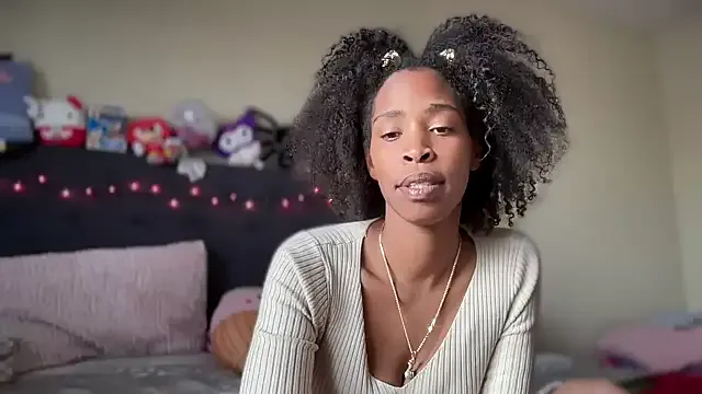 Cum2Charm on StripChat