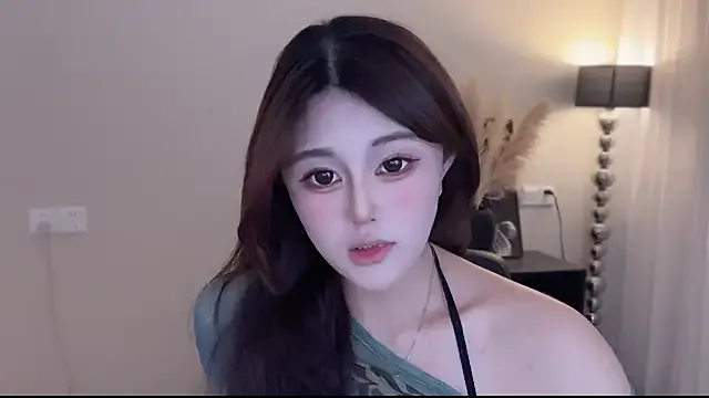 Cure-uuuuuuuu on StripChat