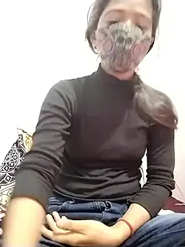 Cute-Naavya on StripChat