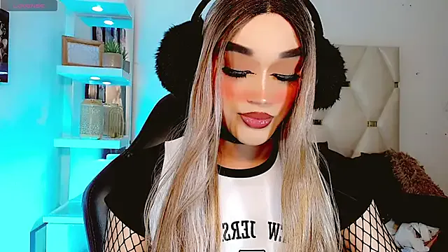 Cute_Val_ — LET'S GET THAT ASS VIBRATE