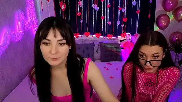 CutiesKittys — A hot show with cream on our bodies