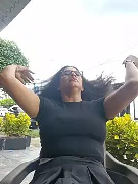Freechat DAELAA on StripChat