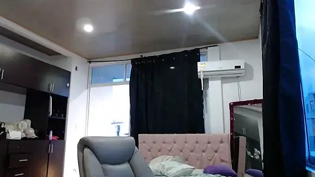 Freechat DAELAA on StripChat