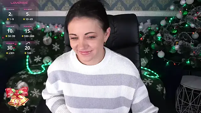 Dafni_Monn on StripChat