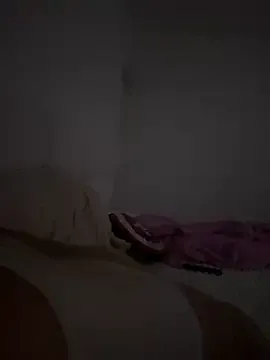 Danisaenz__ — fingers in my pussy