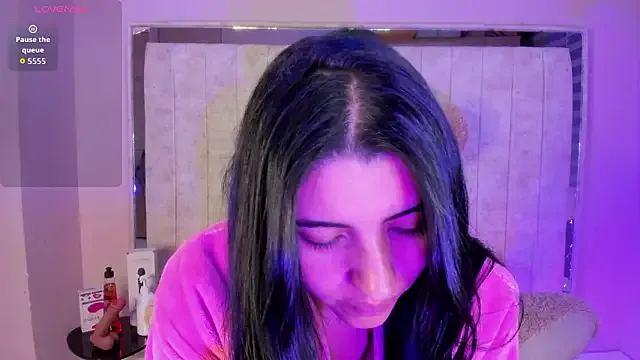 Danna_777_ — I play with fingers ,squirt 