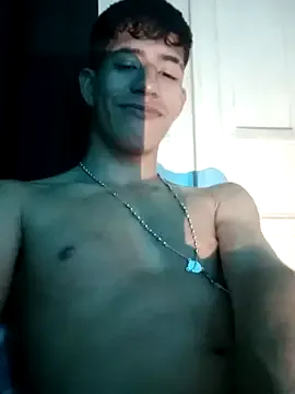 dareck_18 on StripChat