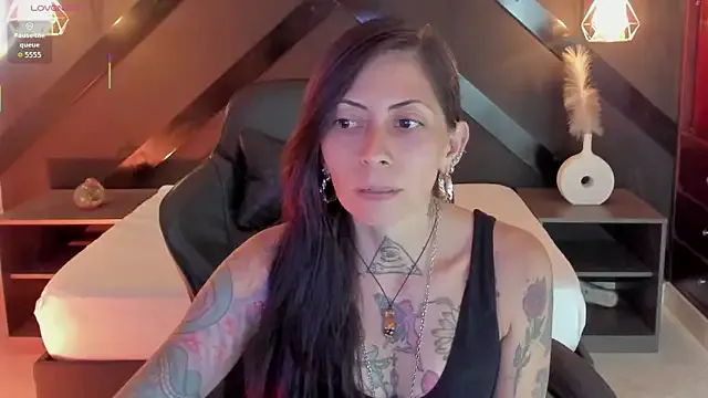 dark_gotica — lovens in clit