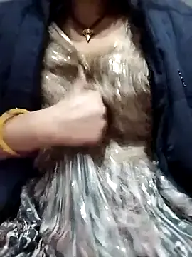 Darling8008 on StripChat