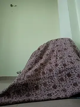 Desi_Bhabi_01 on StripChat