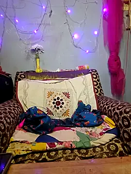 Desi_Maya69 on StripChat