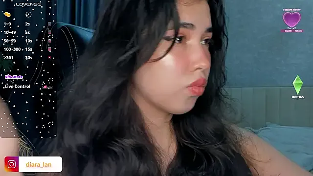 Diara_1an — PLAY WITH  PUssY