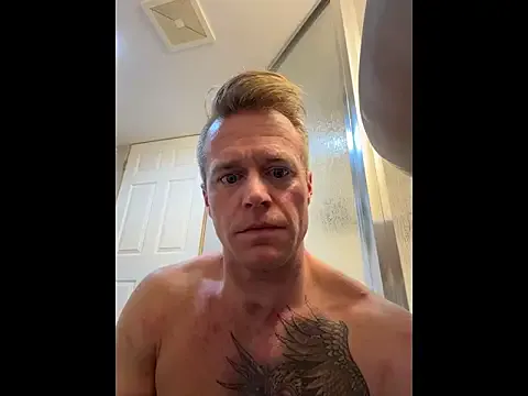 DILFiGuess1 on StripChat