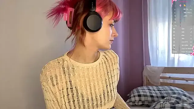 Dina_Cams — airkiss for my hero<3