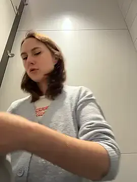 Dina_Tease on StripChat