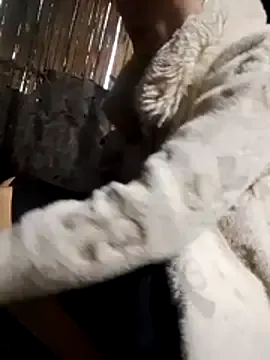 doggy-00 on StripChat