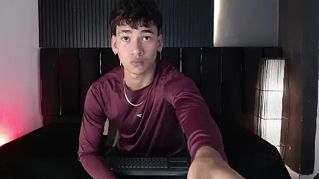 Dominic_ghost on StripChat