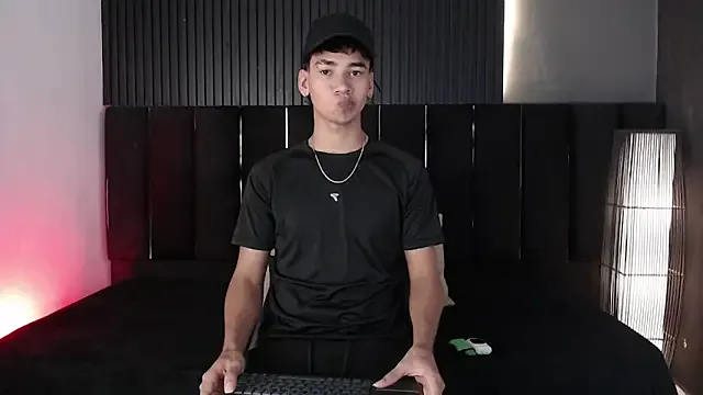 Dominic_ghost on StripChat