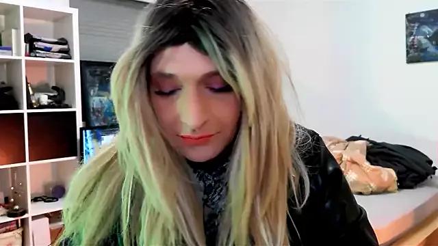 Private DYasmin69 on StripChat