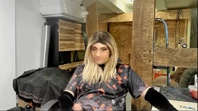 Private DYasmin69 on StripChat