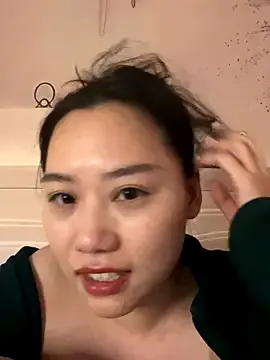 Eliza-E on StripChat